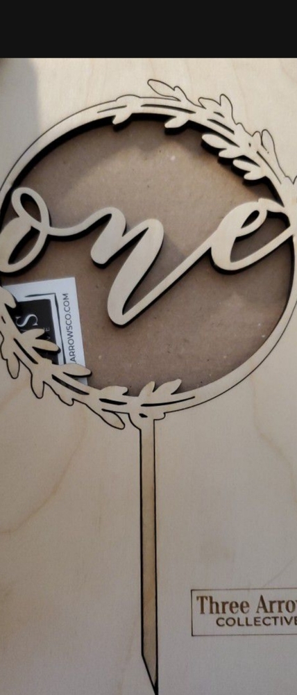 Numer 'One' Cake Topper - Picture 2 of 4